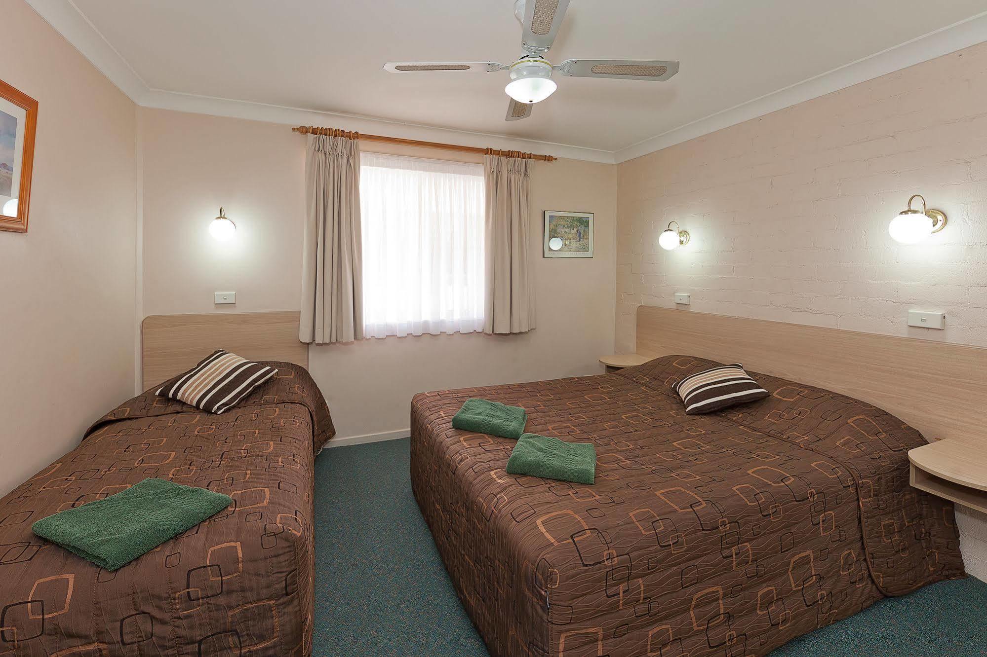 Abraham Lincoln Motel Tamworth Exterior foto